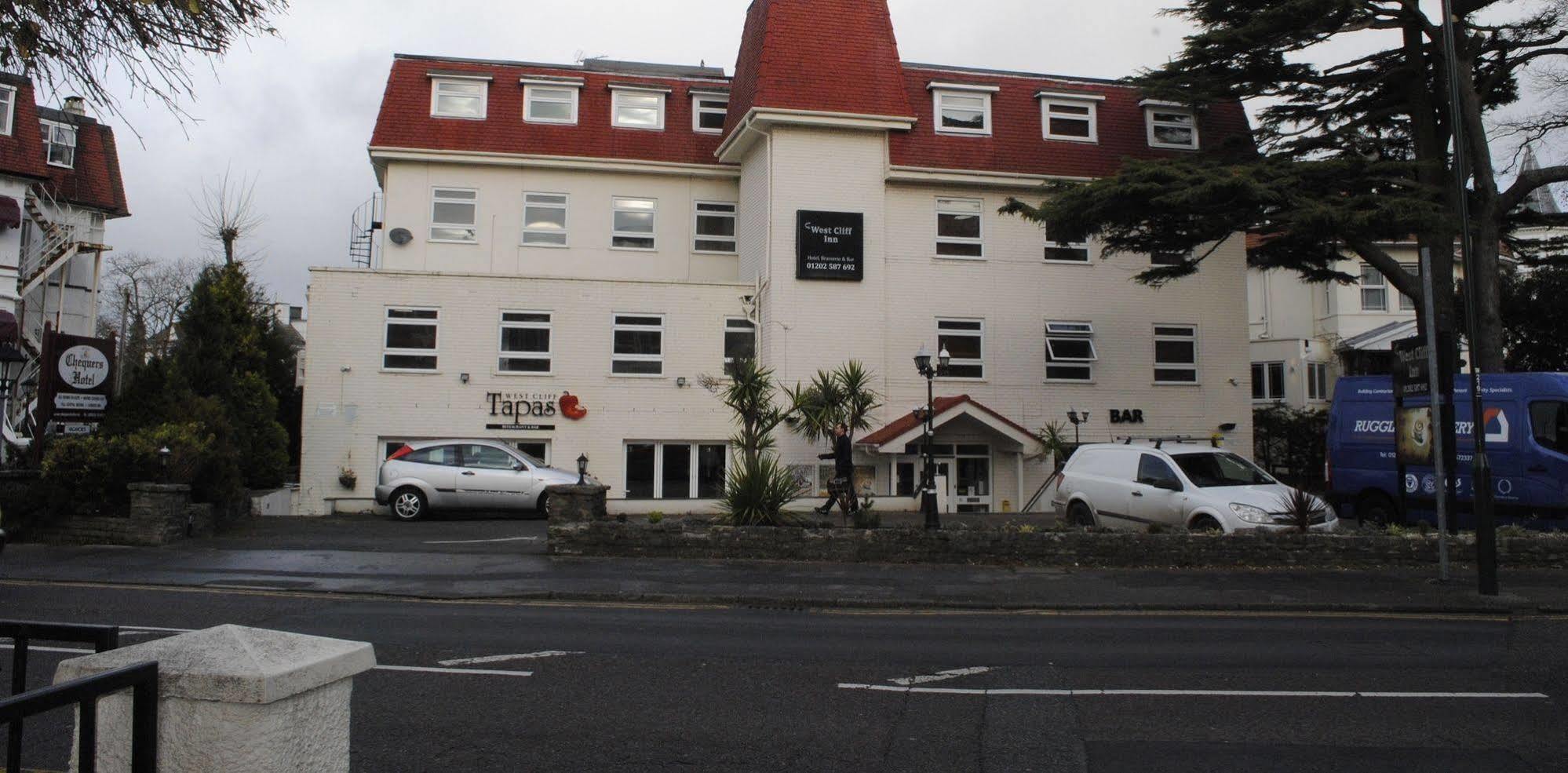 Oyo Kingsley Hotel Борнмът Екстериор снимка