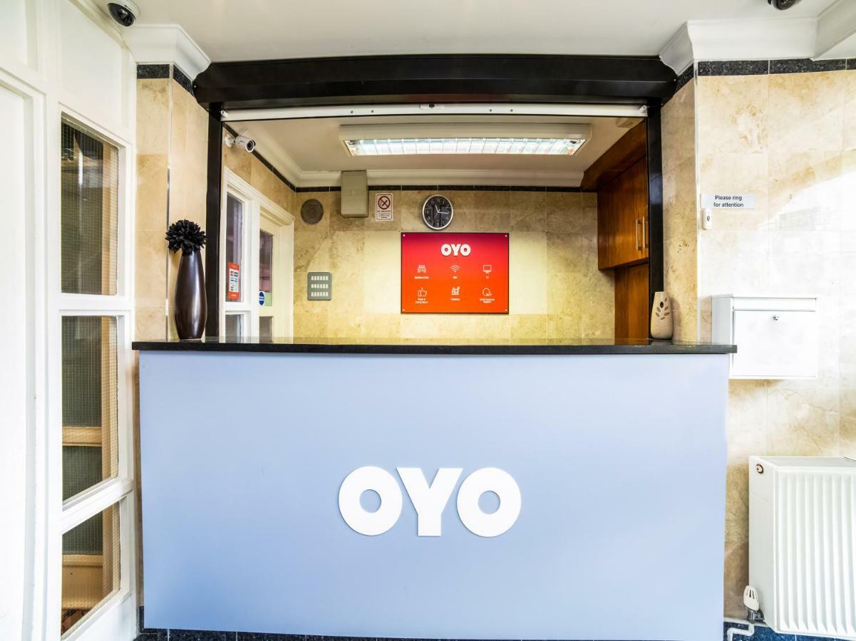 Oyo Kingsley Hotel Борнмът Екстериор снимка