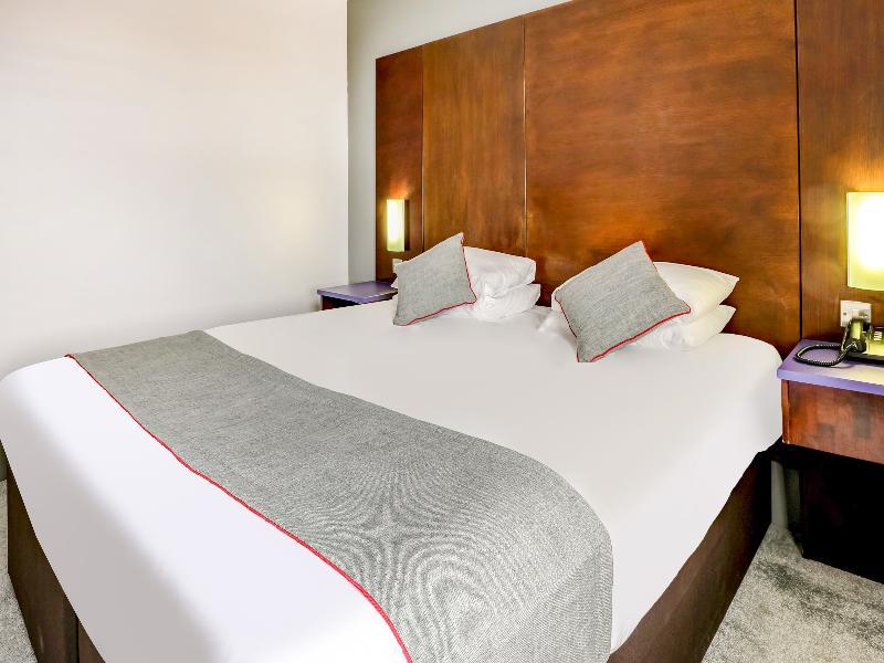 Oyo Kingsley Hotel Борнмът Екстериор снимка
