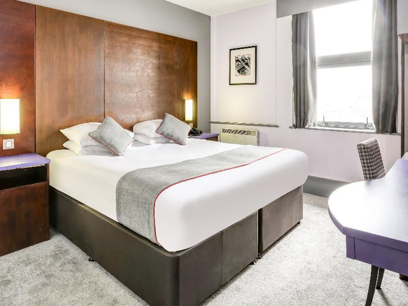Oyo Kingsley Hotel Борнмът Екстериор снимка
